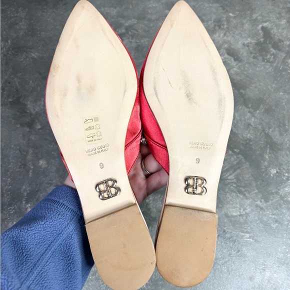 Beautiisoles by Robyn Shreiber red satin embellished mules size 9 - Picture 5 of 5